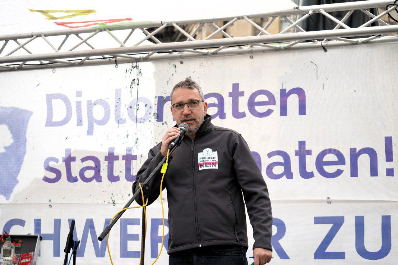 Read more about the article Der Dresdner Ostermarsch